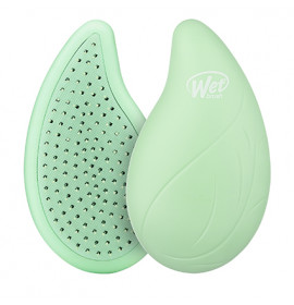 Wet Brush Go Green Palm Detangler - Green